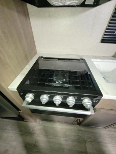 Kitchen stove